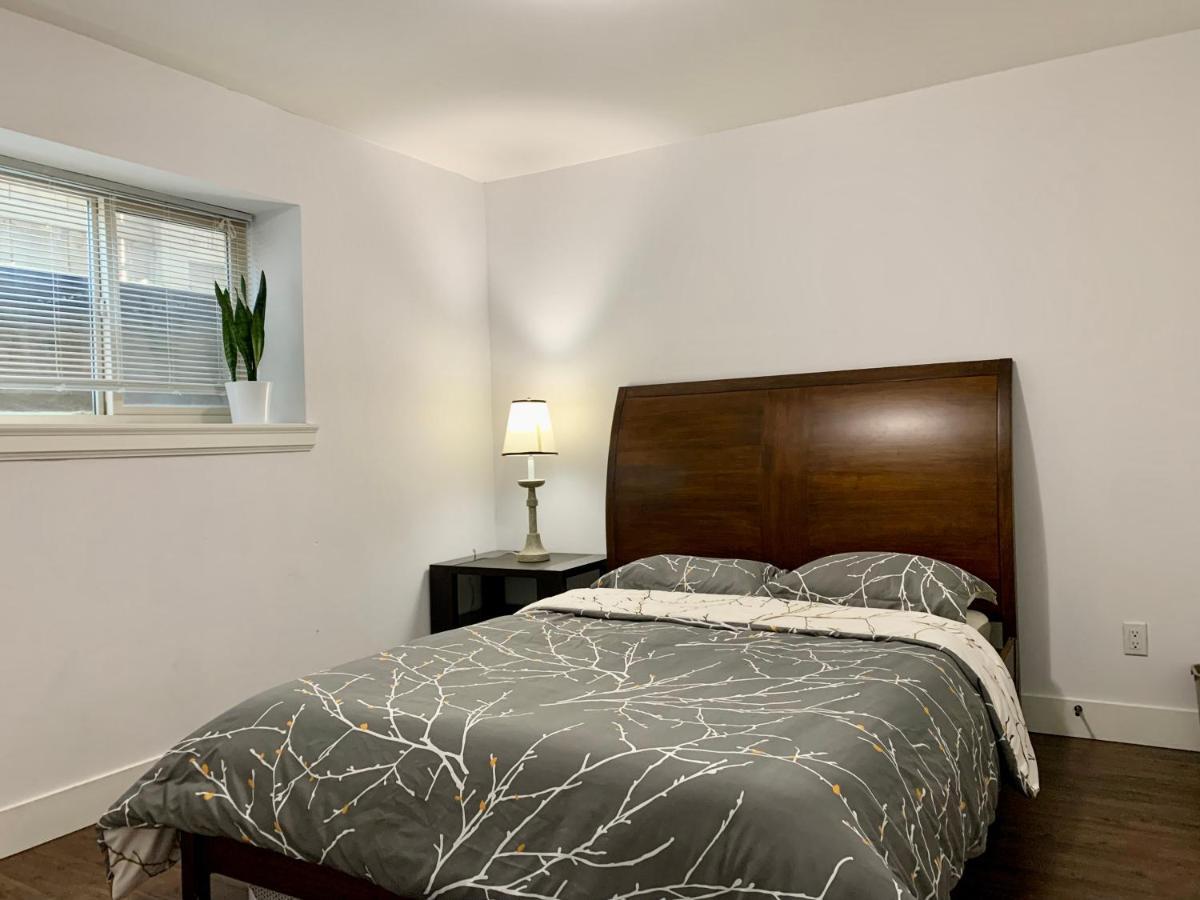 Spacious Burnaby Guest Home מראה חיצוני תמונה